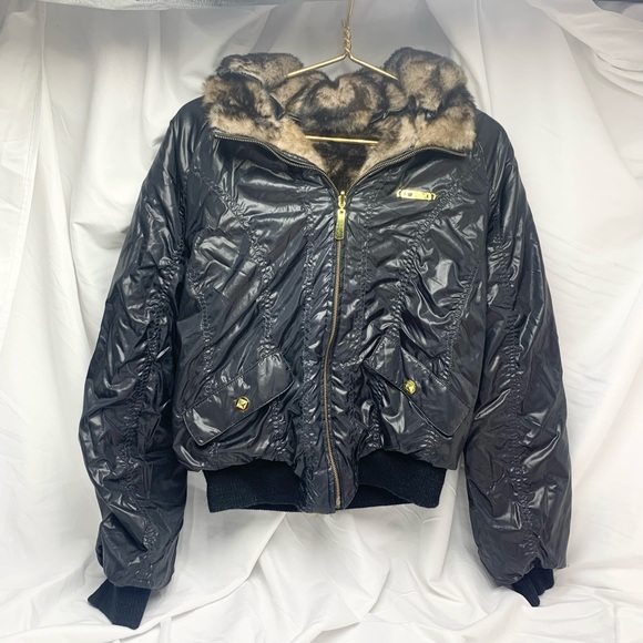 Apple Bottoms Jackets & Blazers - 🍎Apple Bottoms - women’s faux fur zipper reversible coat + detachable hoodie.
